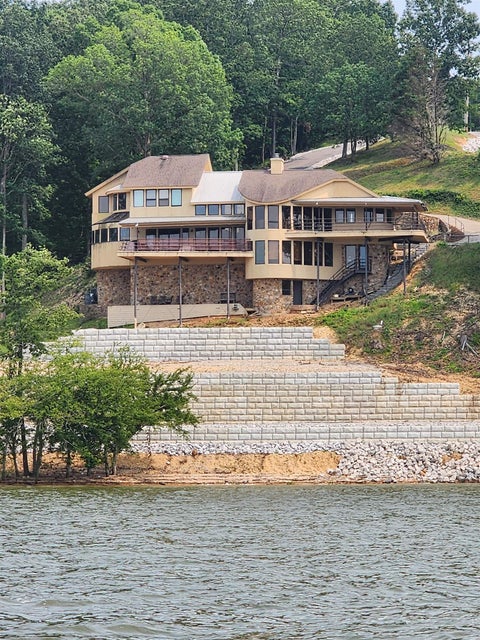 Photo of 200 EAGLE VIEW LN, Cherokee, AL 35616 (MLS # 10229773)