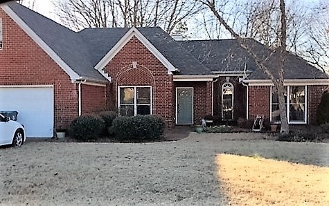 Photo 1 of 11 — 517 HERRING LN, Memphis, TN 38018