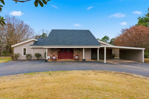 Photo of 704 TEM ST, Bolivar, TN 38008 (MLS # 10211972)