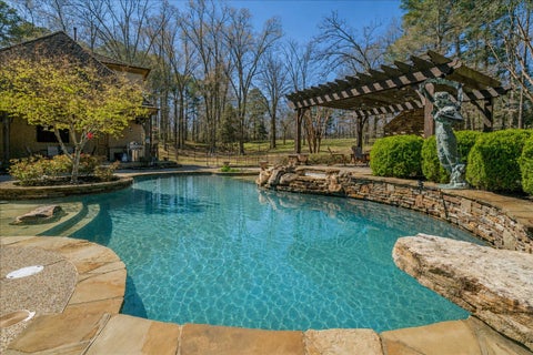 Photo of 315 MOUNTAIN BROOK CV, Eads, TN 38028 (MLS # 10228536)