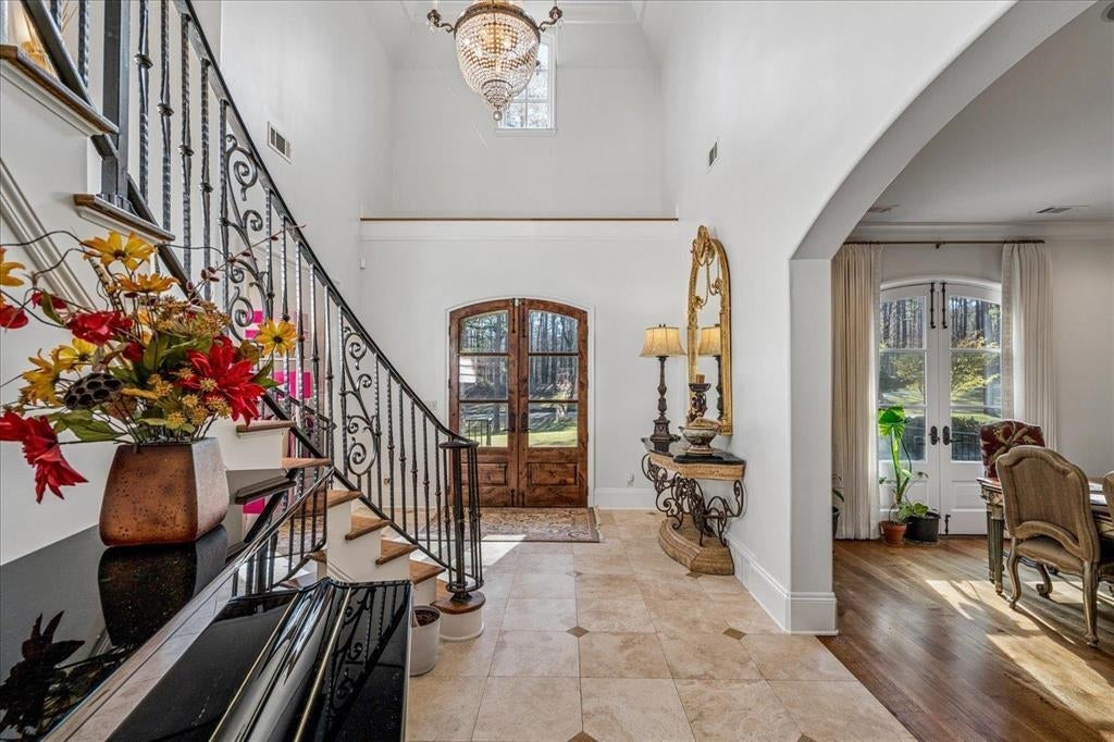 315 MOUNTAIN BROOK CV