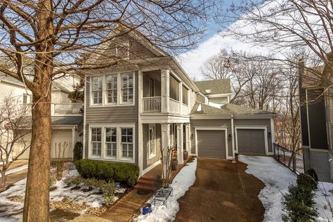 Photo of 170 HARBOR ISLE CIR N, Memphis, TN 38103 (MLS # 10214045)