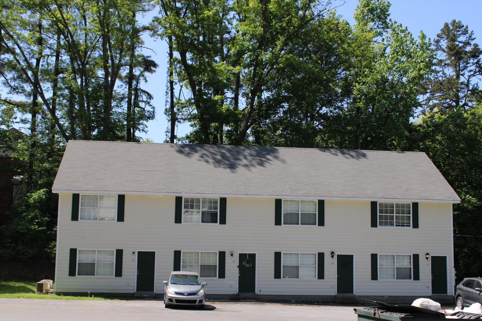 28U DRAKE ST