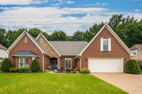 Photo of 3449 VALLEY CHASE LN, Bartlett, TN 38133 (MLS # 10225786)