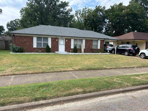 Photo of 4813 SUMMERVIEW AVE, Memphis, TN 38118 (MLS # 10231614)