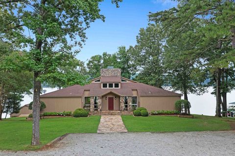 160 ROBERTS BEAR CREEK RD Iuka MS 38852