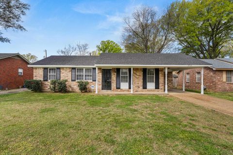 Photo of 2969 DANVILLE RD, Memphis, TN 38118 (MLS # 10218317)