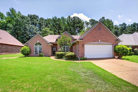 Photo of 5134 SUMMER MIST CV S, Arlington, TN 38002 (MLS # 10223877)