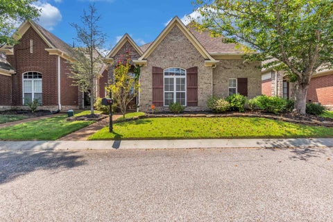 Photo of 1813 TALISKER DR, Cordova, TN 38016 (MLS # 10227971)
