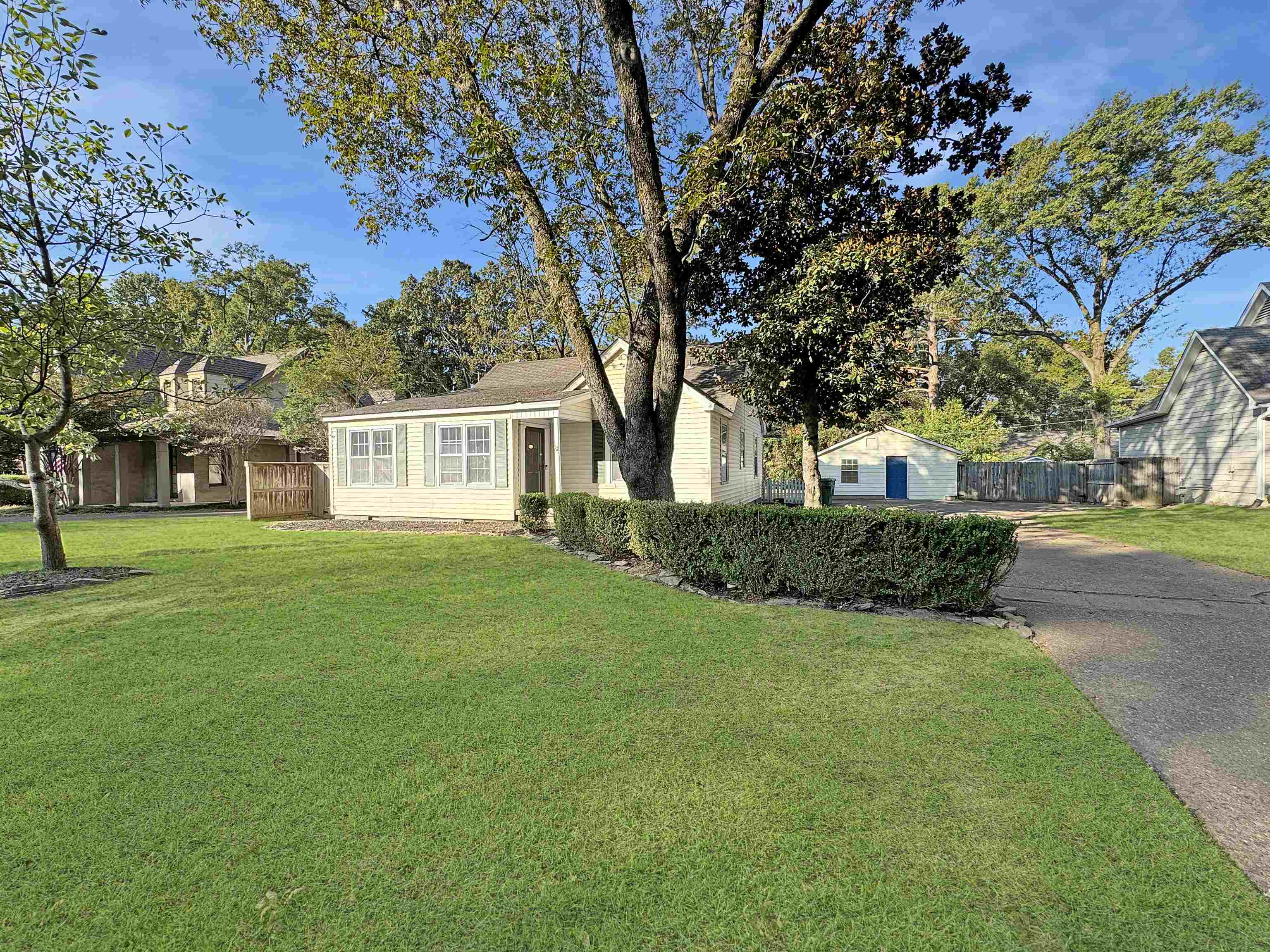 Memphis, Tennessee 38120, United States, 3 Bedrooms Bedrooms, ,2 BathroomsBathrooms,Residential,Active,184094