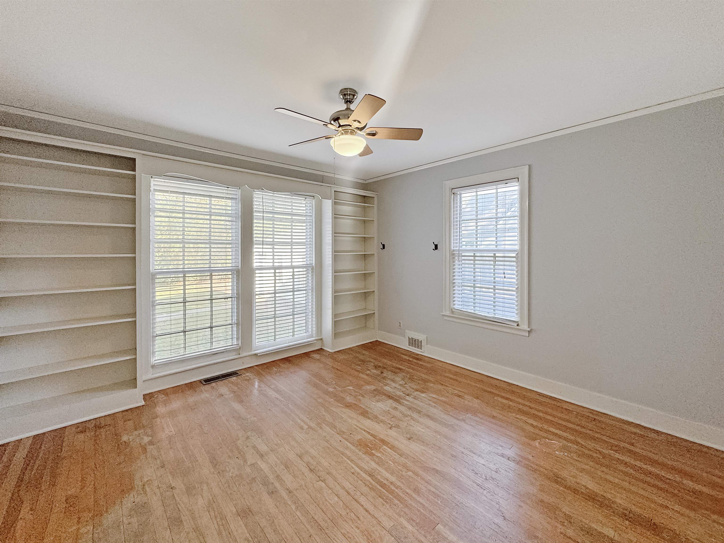 Memphis, Tennessee 38120, United States, 3 Bedrooms Bedrooms, ,2 BathroomsBathrooms,Residential,Active,184094