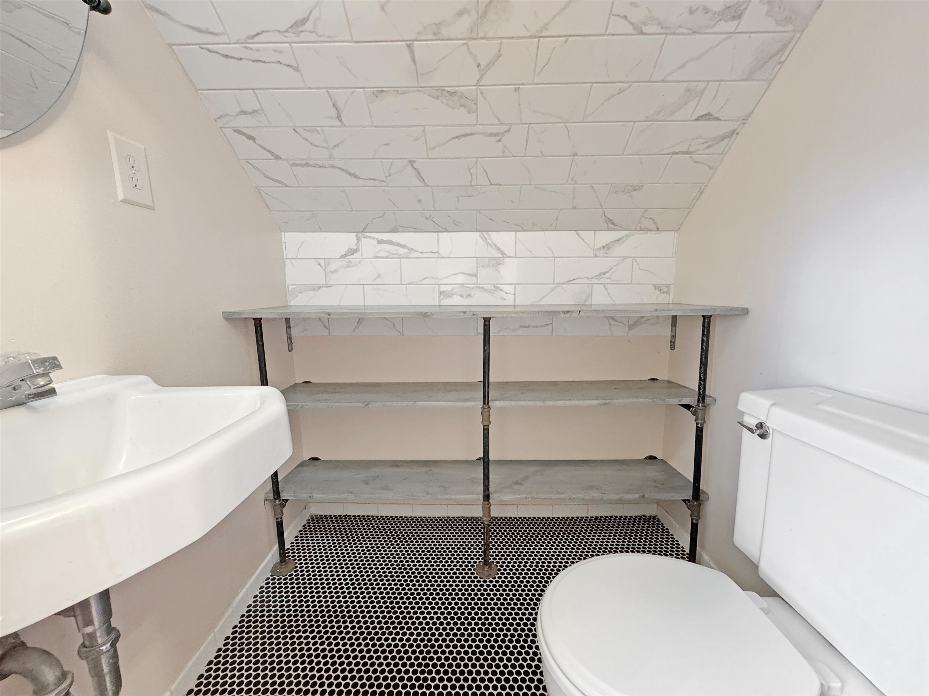 Memphis, Tennessee 38120, United States, 3 Bedrooms Bedrooms, ,2 BathroomsBathrooms,Residential,Active,184094