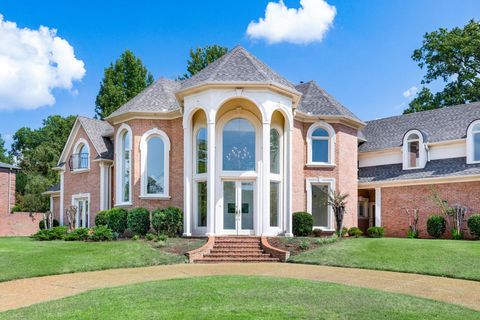 Photo of 3518 CLASSIC DR S, Memphis, TN 38125 (MLS # 10196648)