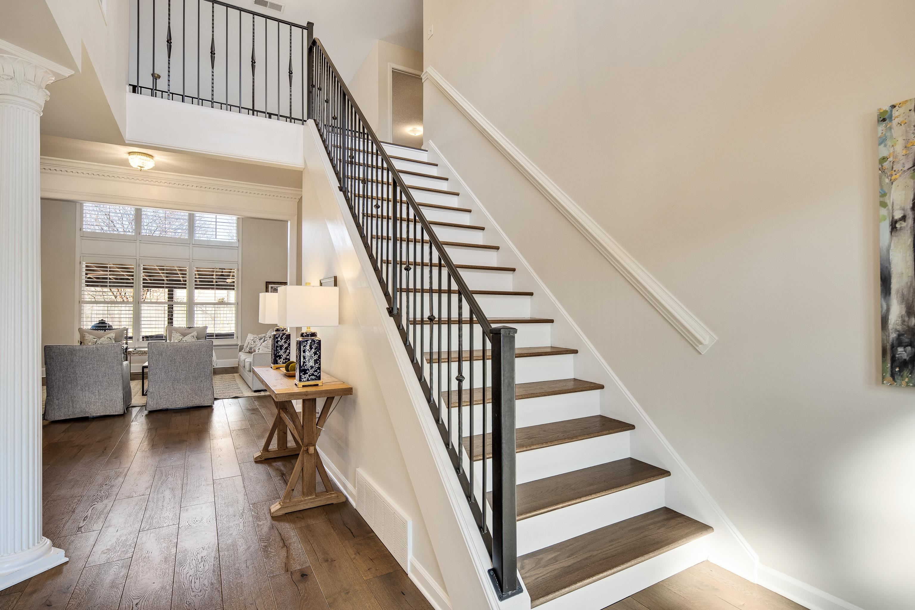 Collierville, Tennessee 38017, United States, 4 Bedrooms Bedrooms, ,4 BathroomsBathrooms,Residential,Pending,79127