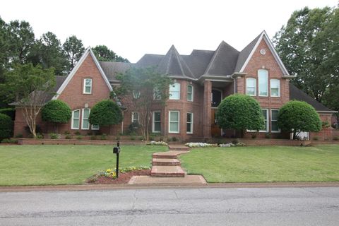 Photo of 8811 CLASSIC DR, Memphis, TN 38125 (MLS # 10221813)