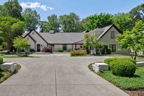 Photo of 4710 GWYNNE RD, Memphis, TN 38117 (MLS # 10219982)