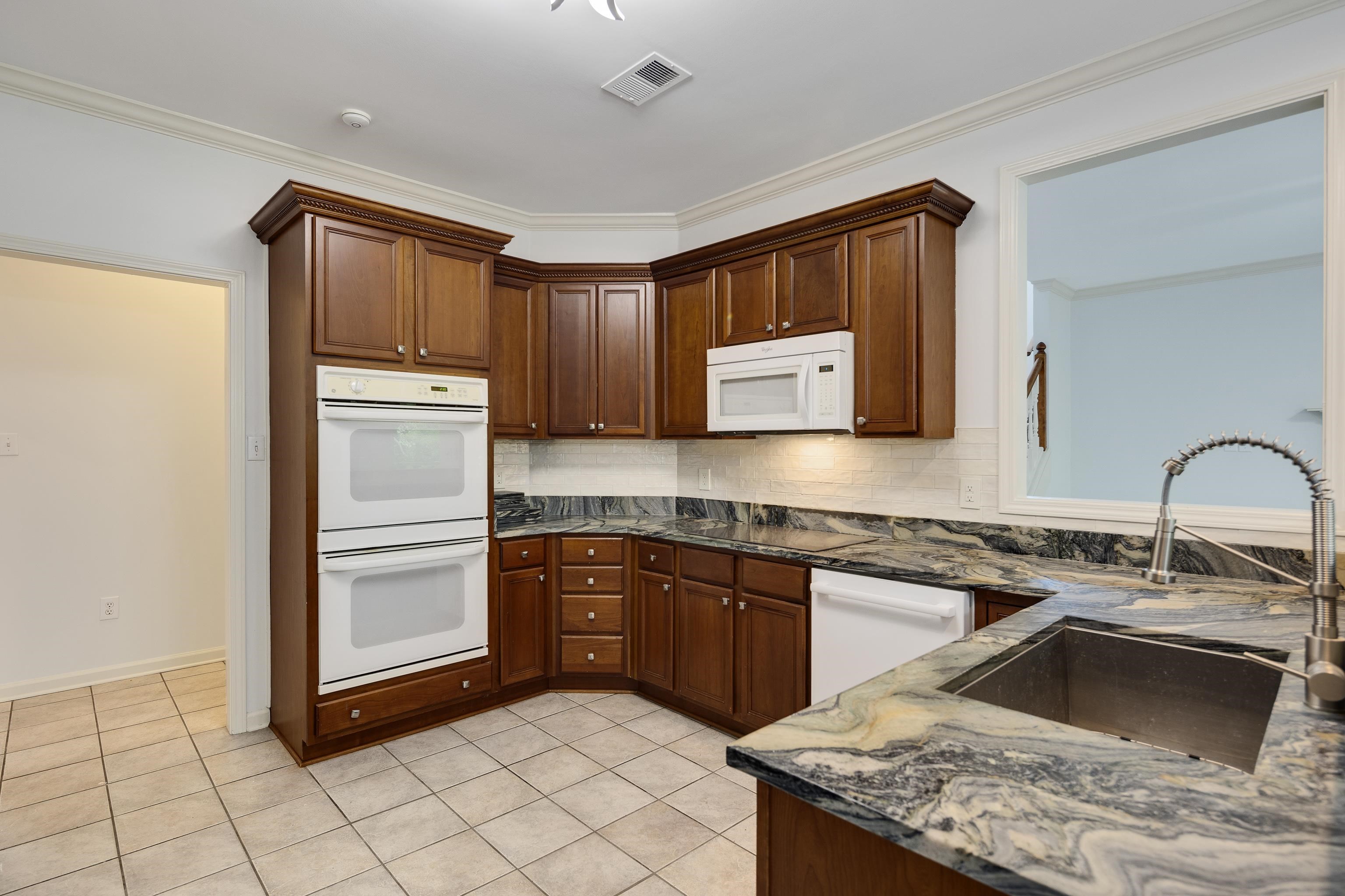 Lakeland, Tennessee 38002, United States, 5 Bedrooms Bedrooms, ,3 BathroomsBathrooms,Residential,Active,125177