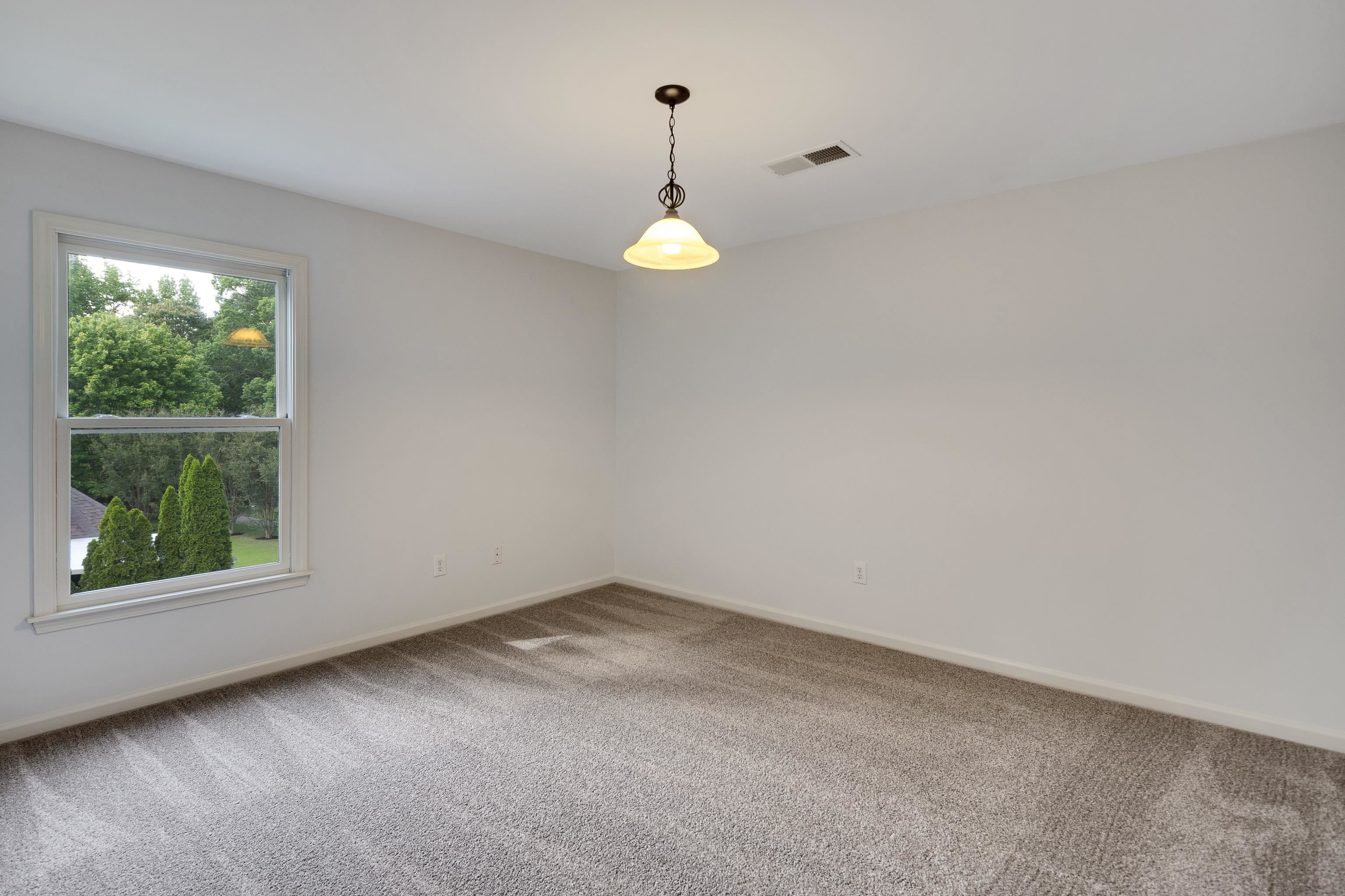 Lakeland, Tennessee 38002, United States, 5 Bedrooms Bedrooms, ,3 BathroomsBathrooms,Residential,Active,125177