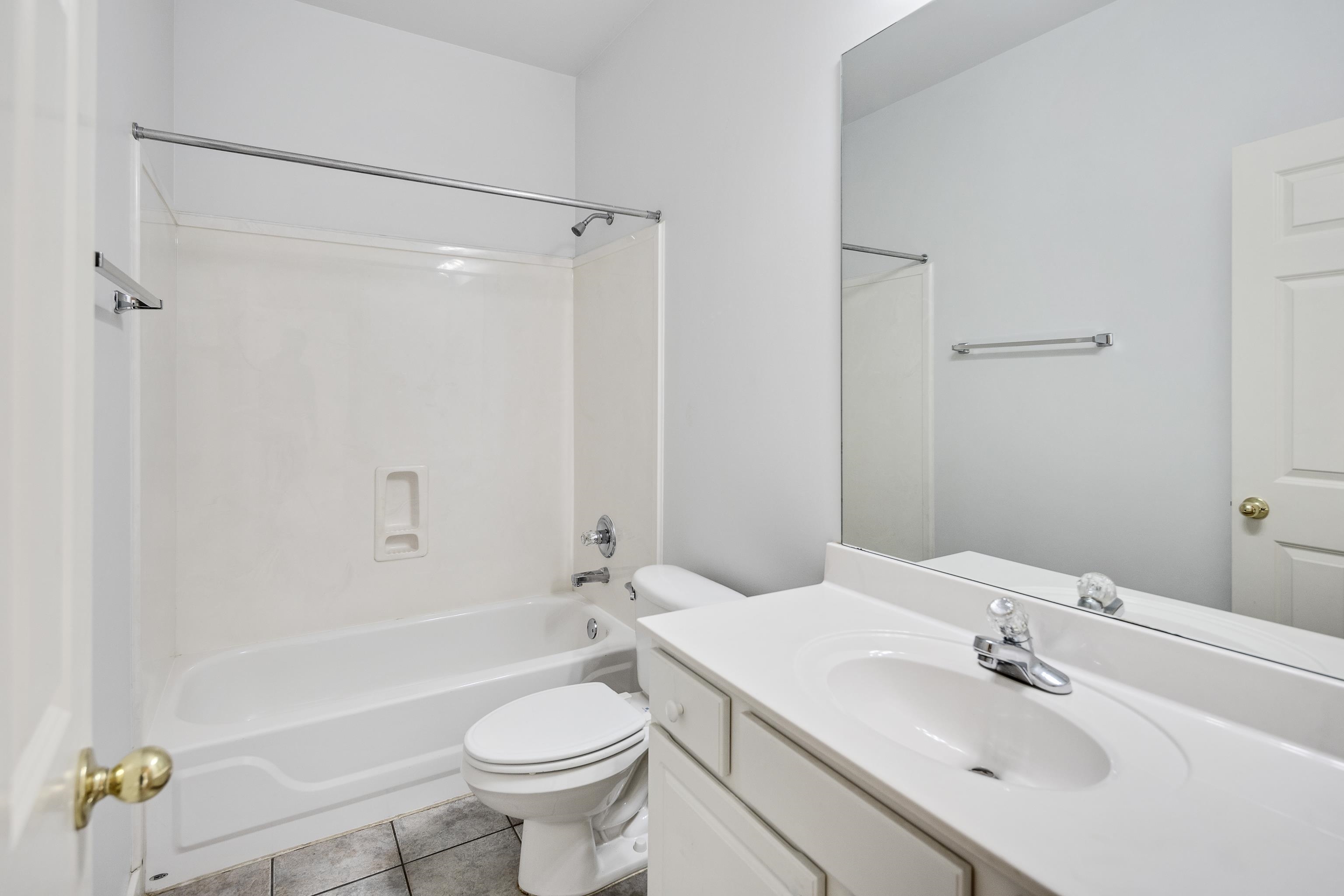 Lakeland, Tennessee 38002, United States, 5 Bedrooms Bedrooms, ,3 BathroomsBathrooms,Residential,Active,125177