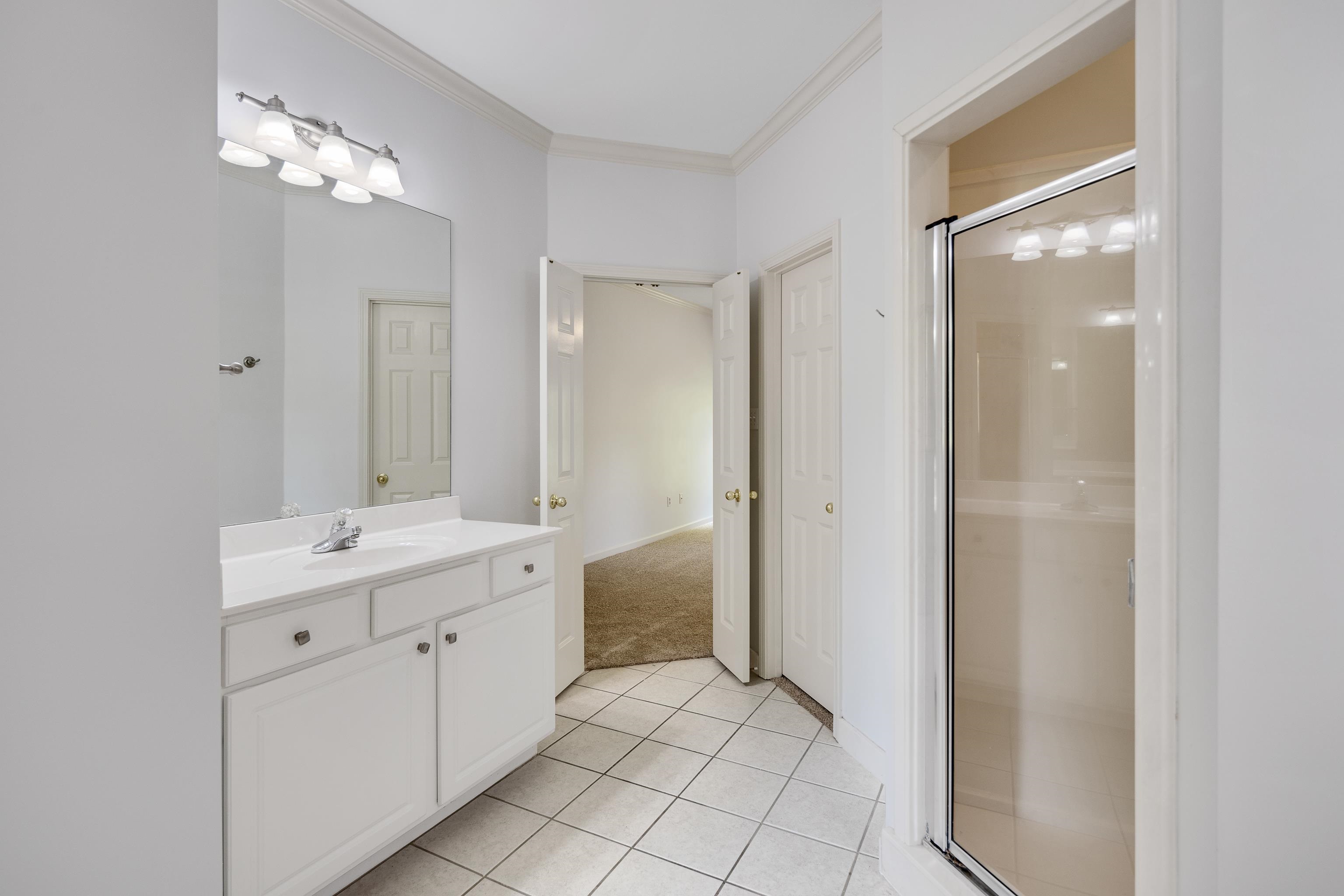 Lakeland, Tennessee 38002, United States, 5 Bedrooms Bedrooms, ,3 BathroomsBathrooms,Residential,Active,125177