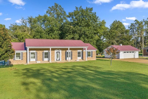 Photo of 691 E POPLAR DR, Decaturville, TN 38329 (MLS # 10229622)
