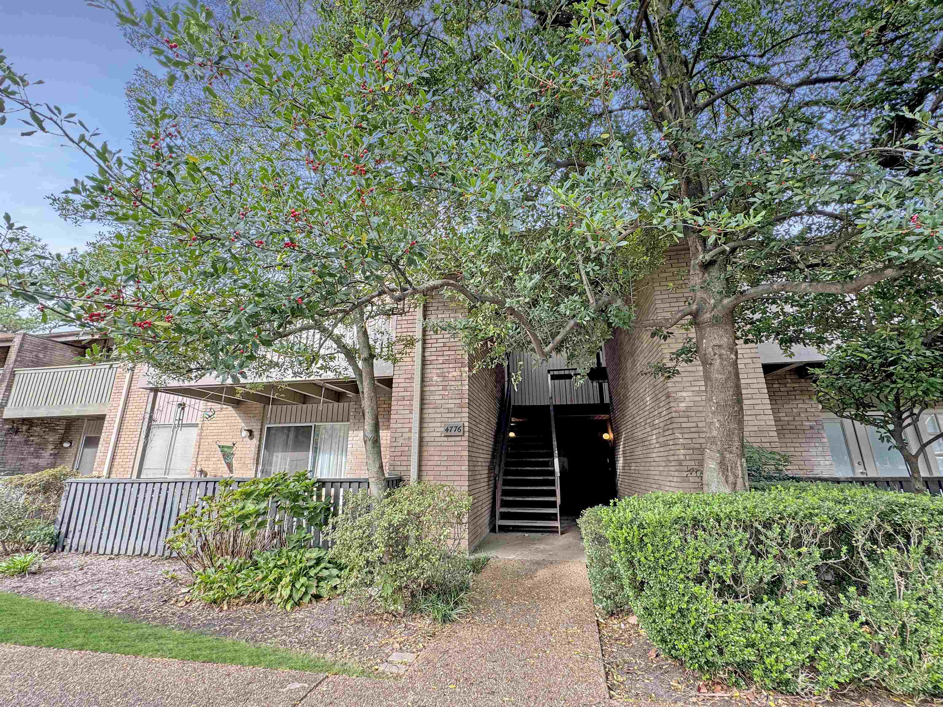 Memphis, Tennessee 38117, United States, 2 Bedrooms Bedrooms, ,2 BathroomsBathrooms,Residential,Active,35552