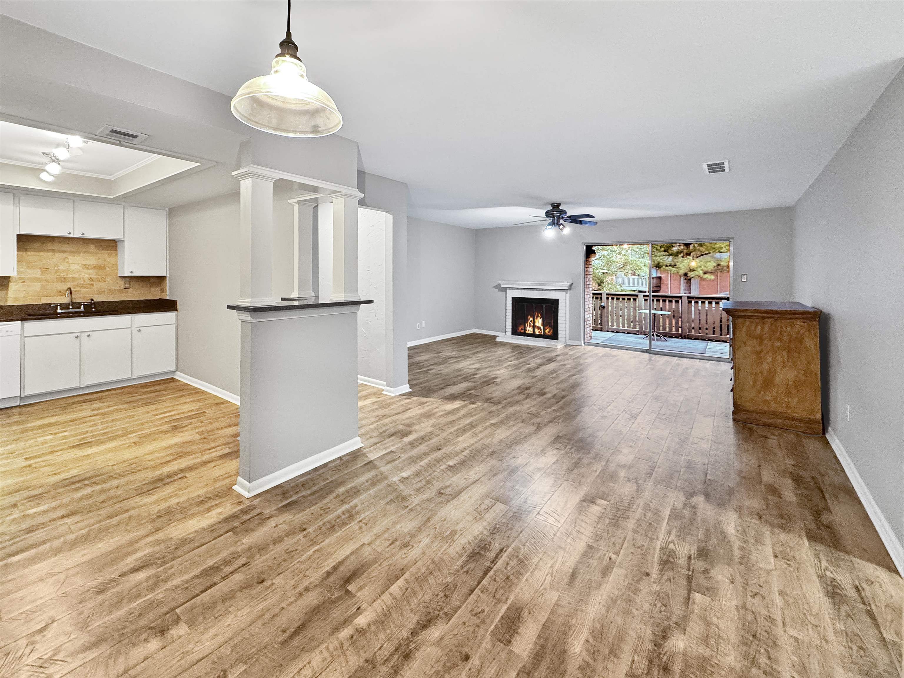 Memphis, Tennessee 38117, United States, 2 Bedrooms Bedrooms, ,2 BathroomsBathrooms,Residential,Active,35552