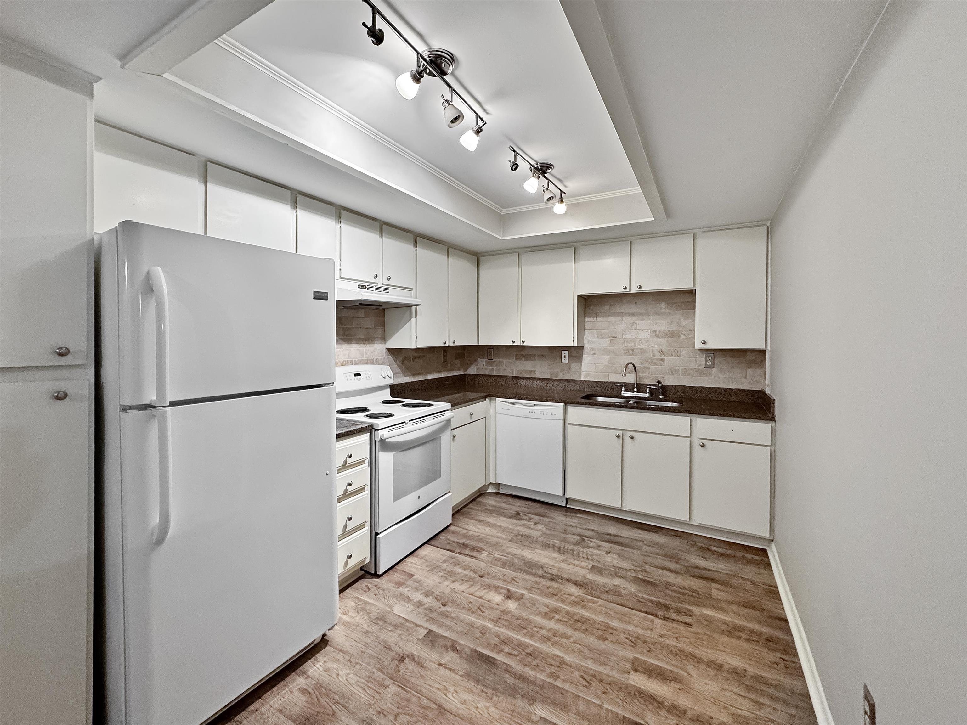 Memphis, Tennessee 38117, United States, 2 Bedrooms Bedrooms, ,2 BathroomsBathrooms,Residential,Active,35552