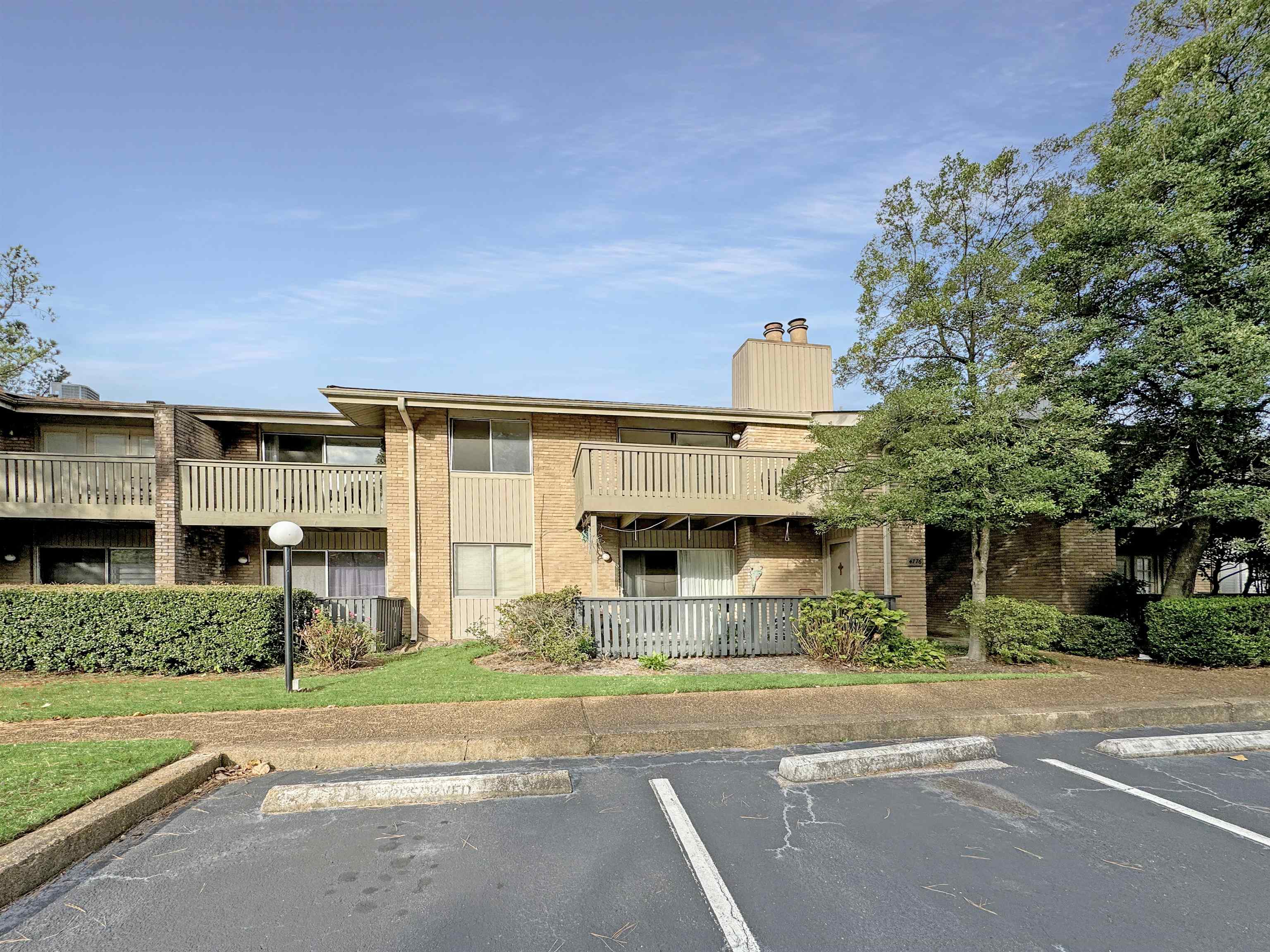 Memphis, Tennessee 38117, United States, 2 Bedrooms Bedrooms, ,2 BathroomsBathrooms,Residential,Active,35552