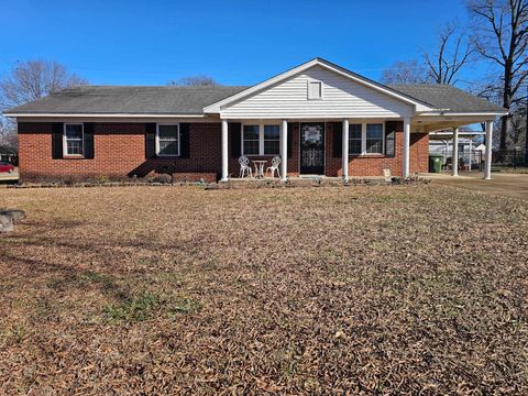 Photo of 7734 ARAPAHO ST, Millington, TN 38053 (MLS # 10212830)