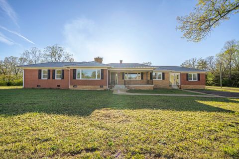 Photo of 10135 128 HWY, Savannah, TN 38372 (MLS # 10218725)
