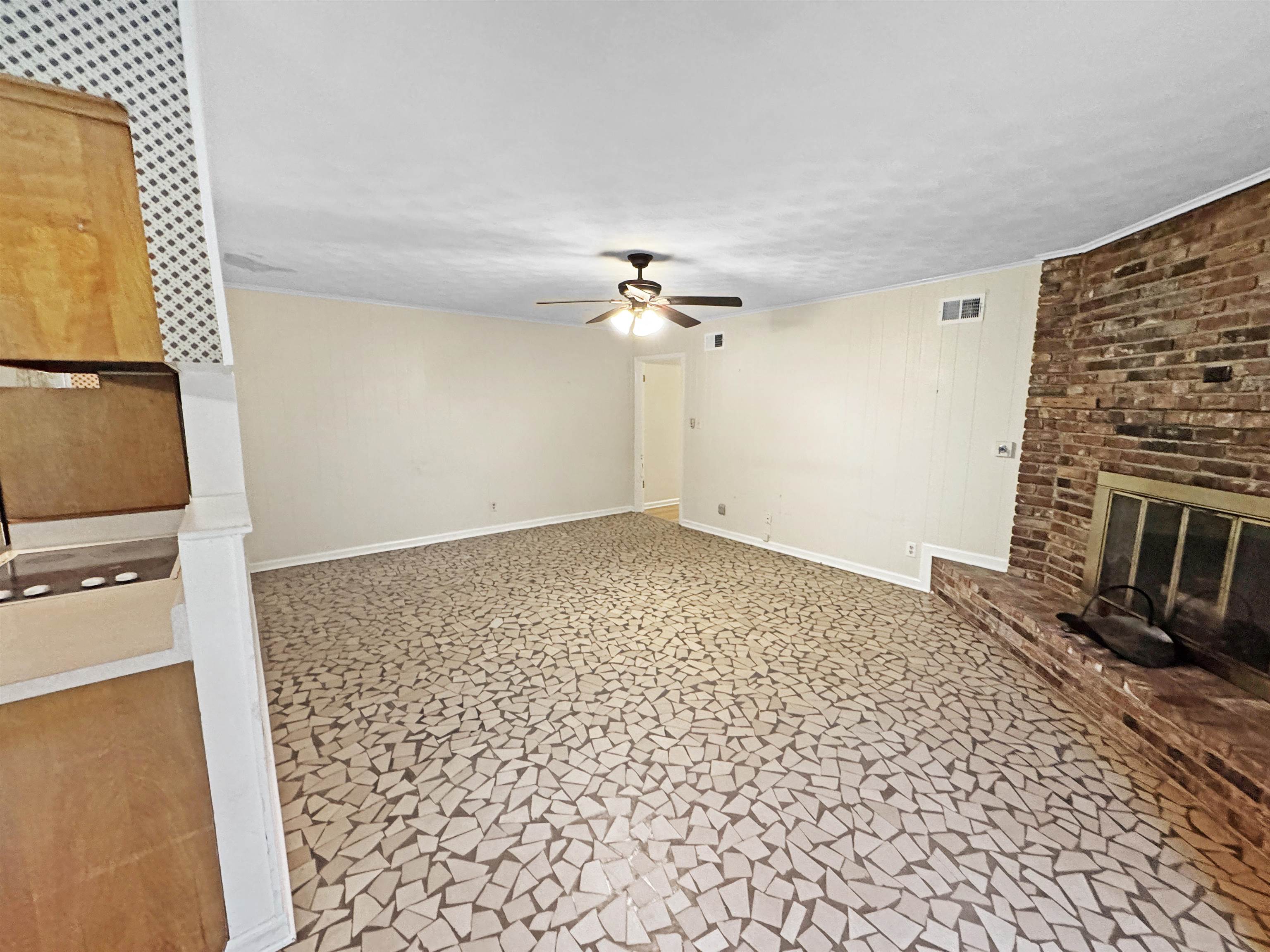 Memphis, Tennessee 38128, United States, 5 Bedrooms Bedrooms, ,3 BathroomsBathrooms,Residential,Pending,152803