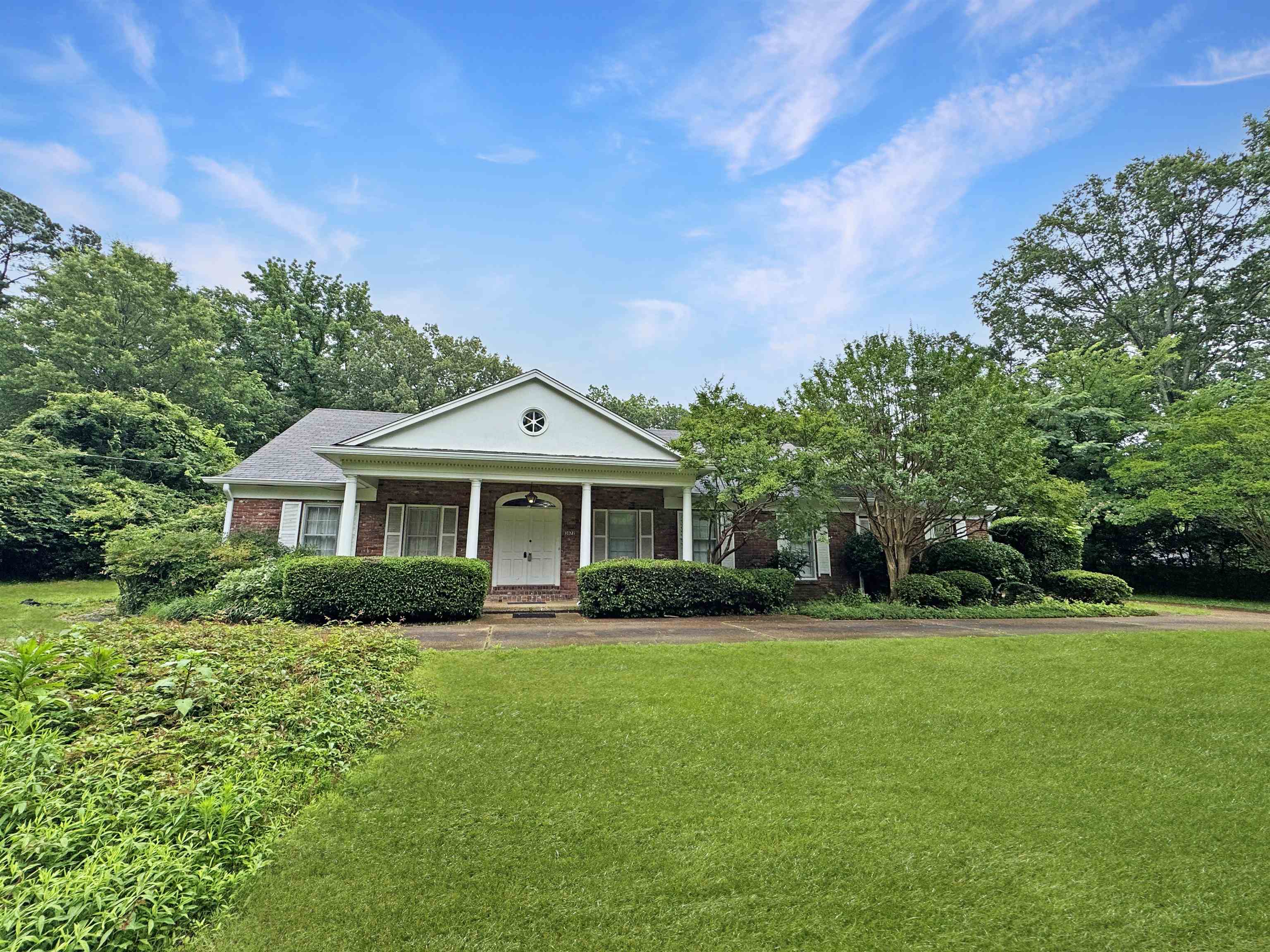 Memphis, Tennessee 38128, United States, 5 Bedrooms Bedrooms, ,3 BathroomsBathrooms,Residential,Pending,152803