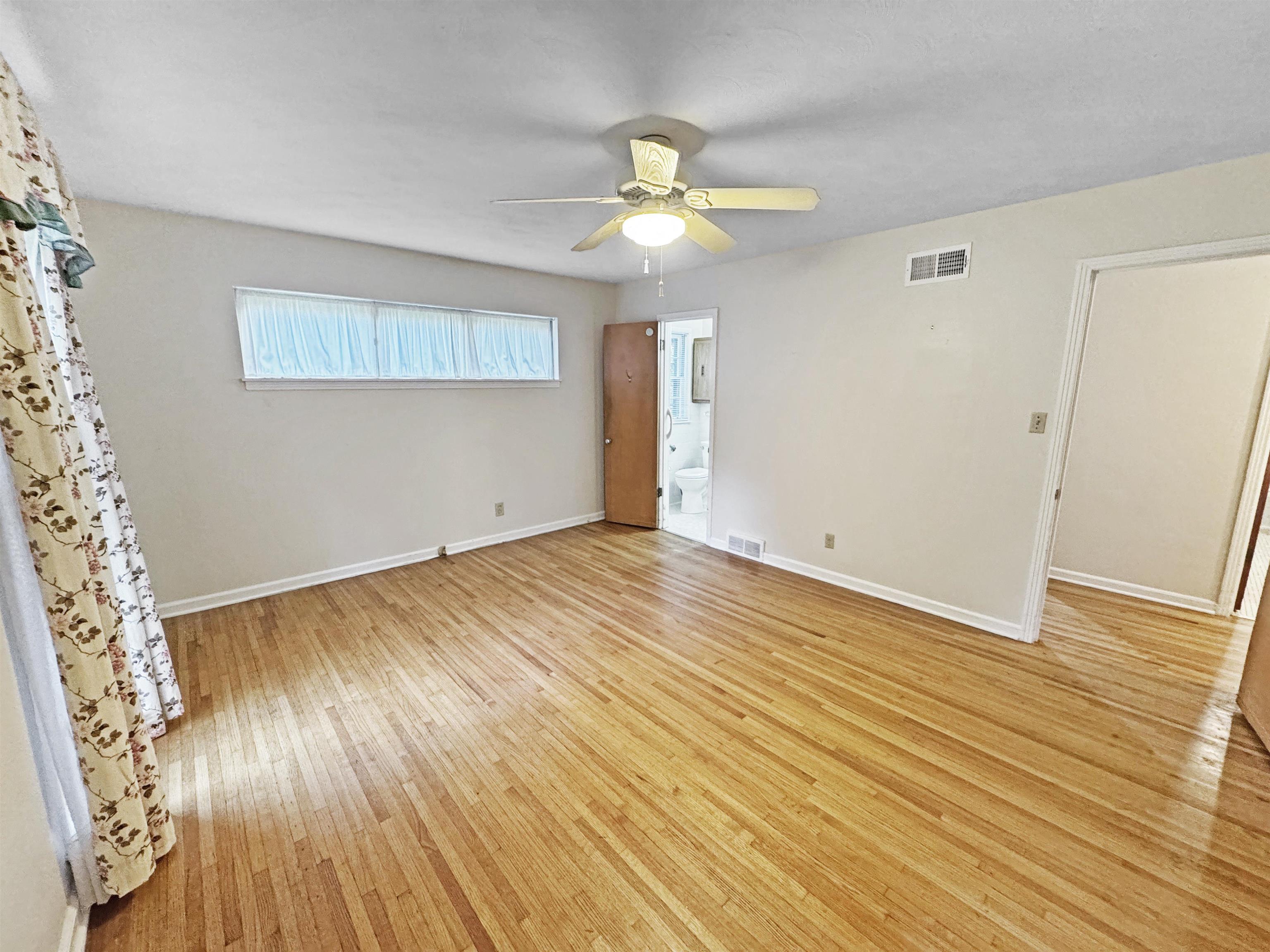 Memphis, Tennessee 38128, United States, 5 Bedrooms Bedrooms, ,3 BathroomsBathrooms,Residential,Pending,152803