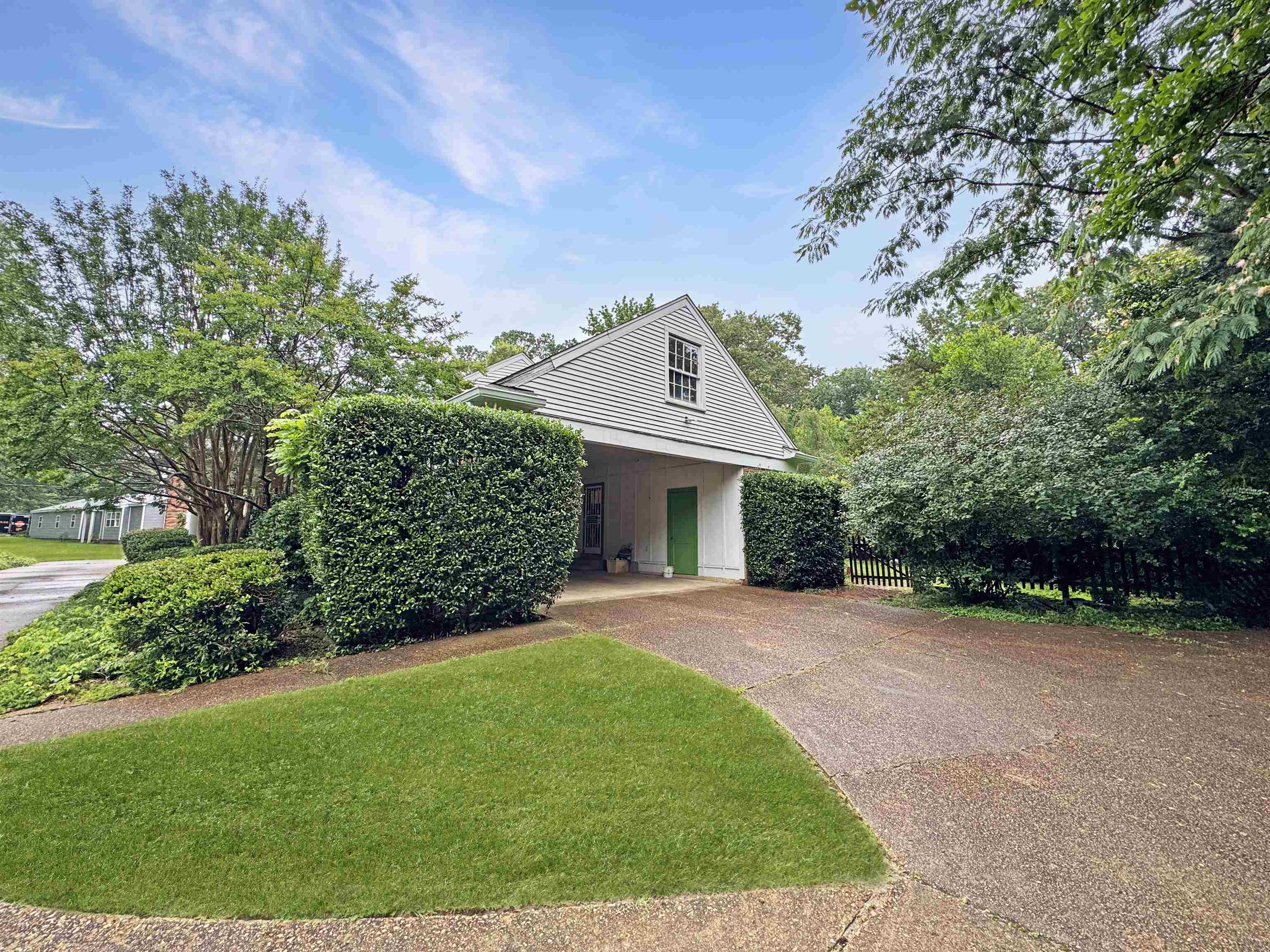 Memphis, Tennessee 38128, United States, 5 Bedrooms Bedrooms, ,3 BathroomsBathrooms,Residential,Pending,152803