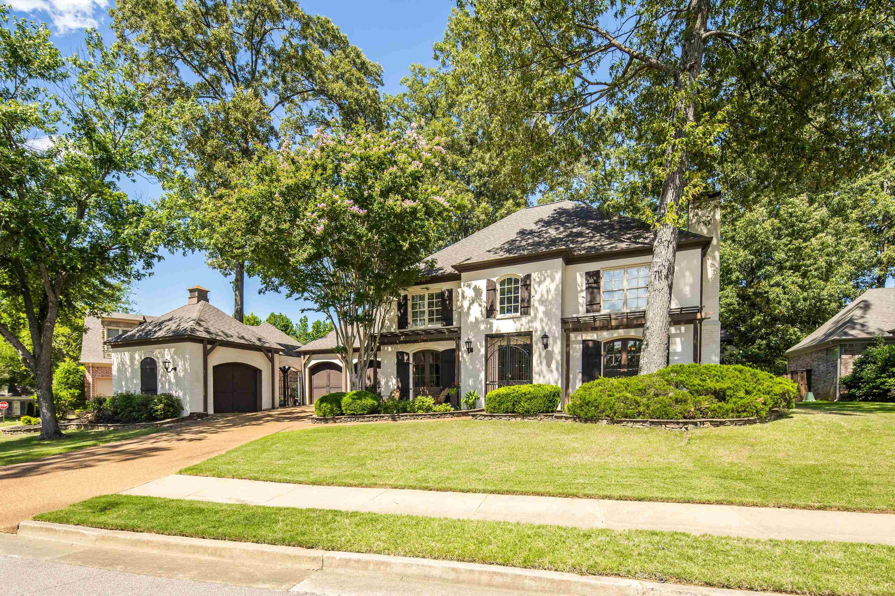 Collierville, Tennessee 38017, United States, 5 Bedrooms Bedrooms, ,4 BathroomsBathrooms,Residential,Active,97072