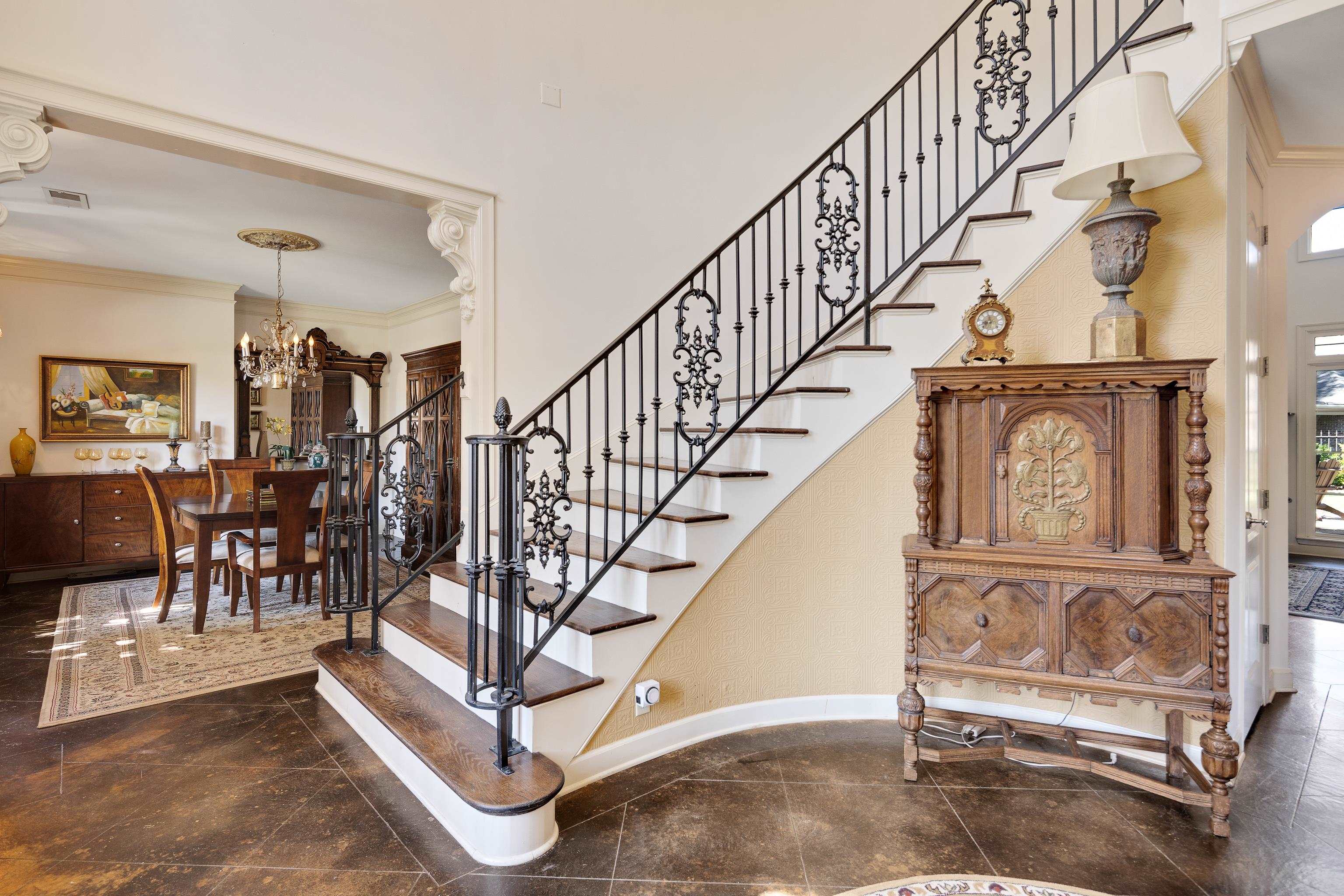 Collierville, Tennessee 38017, United States, 5 Bedrooms Bedrooms, ,4 BathroomsBathrooms,Residential,Active,97072