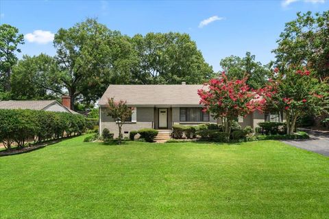 Photo of 5280 COLE RD, Memphis, TN 38120 (MLS # 10216308)