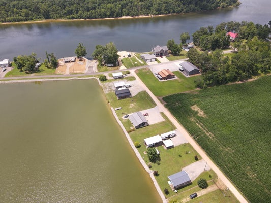 64 RETRIEVER LOOP, CRUMP, TN 38327 - Image 6a2c8d81fc793b084f452178416ed0ff/2760939617