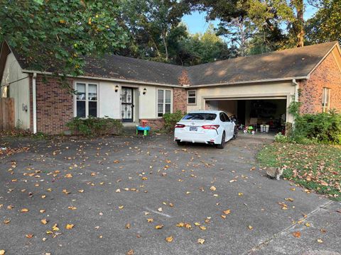 Photo of 26 SYRINGA CV, Jackson, TN 38305 (MLS # 10206287)