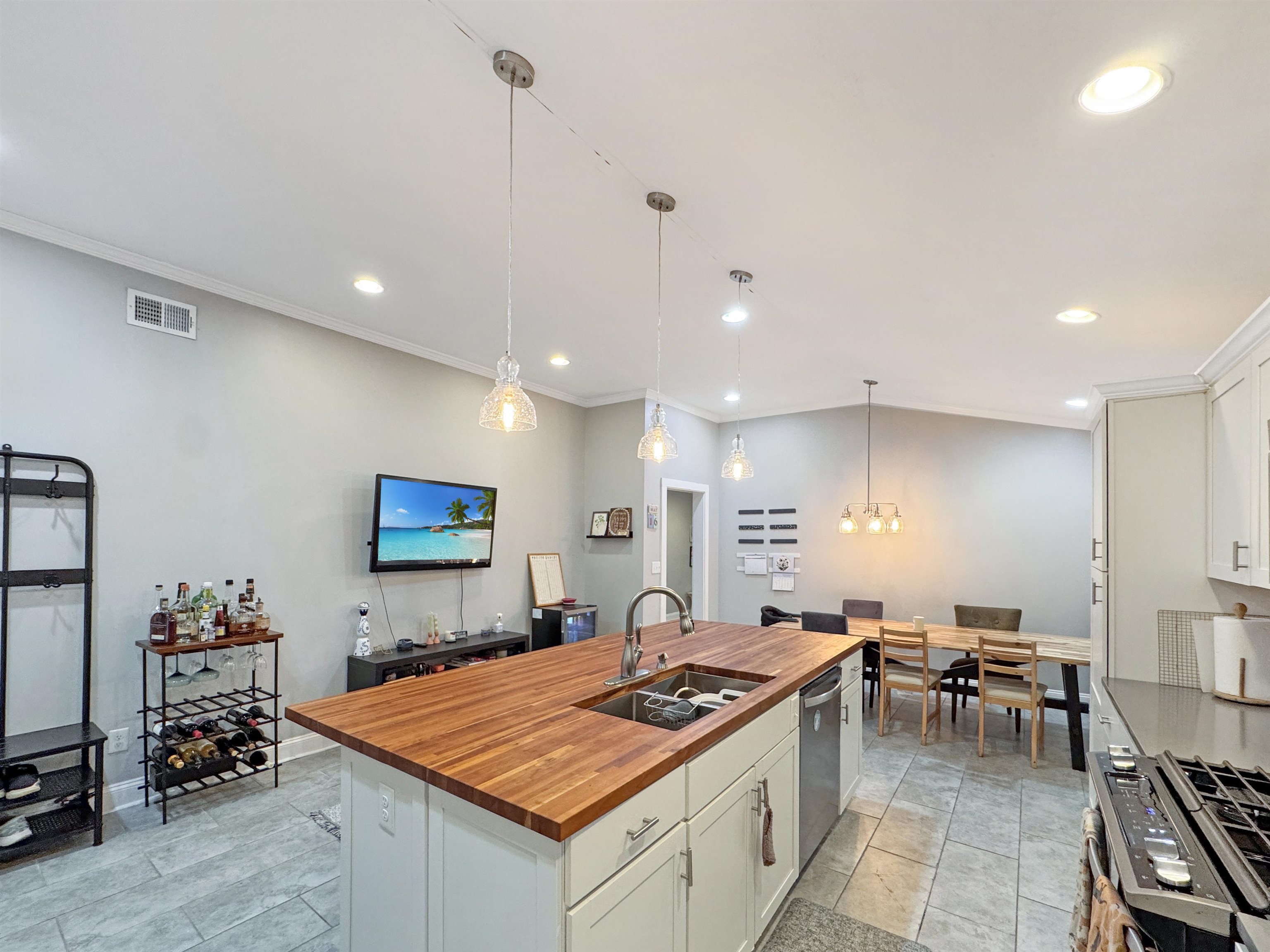 Memphis, Tennessee 38111, United States, 4 Bedrooms Bedrooms, ,3 BathroomsBathrooms,Residential,Active,132754