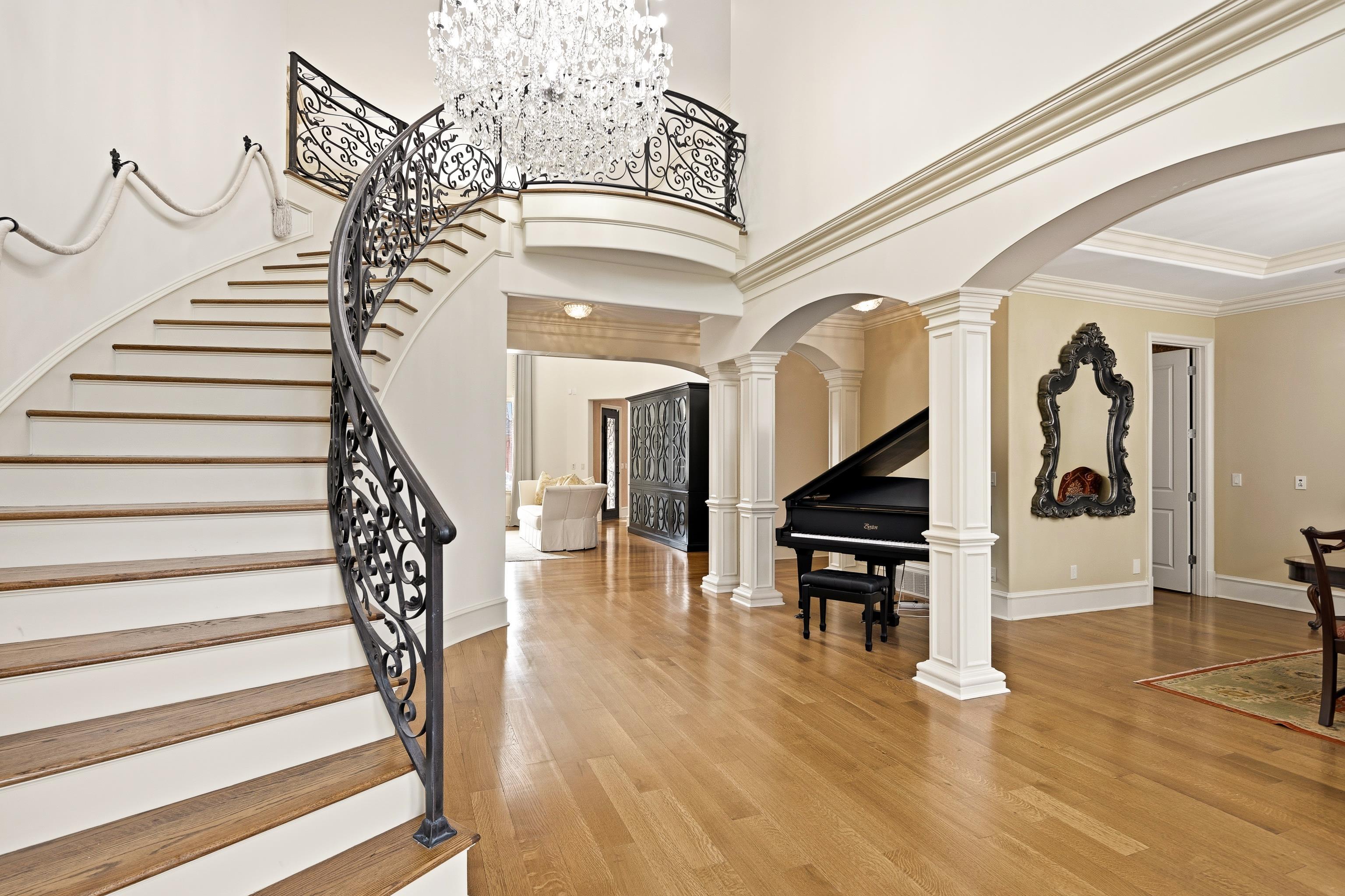 269 N MONTEREY FARMS CV