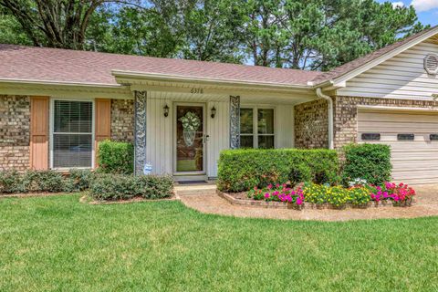 Photo of 6378 LIMEWOOD AVE, Memphis, TN 38134 (MLS # 10208971)