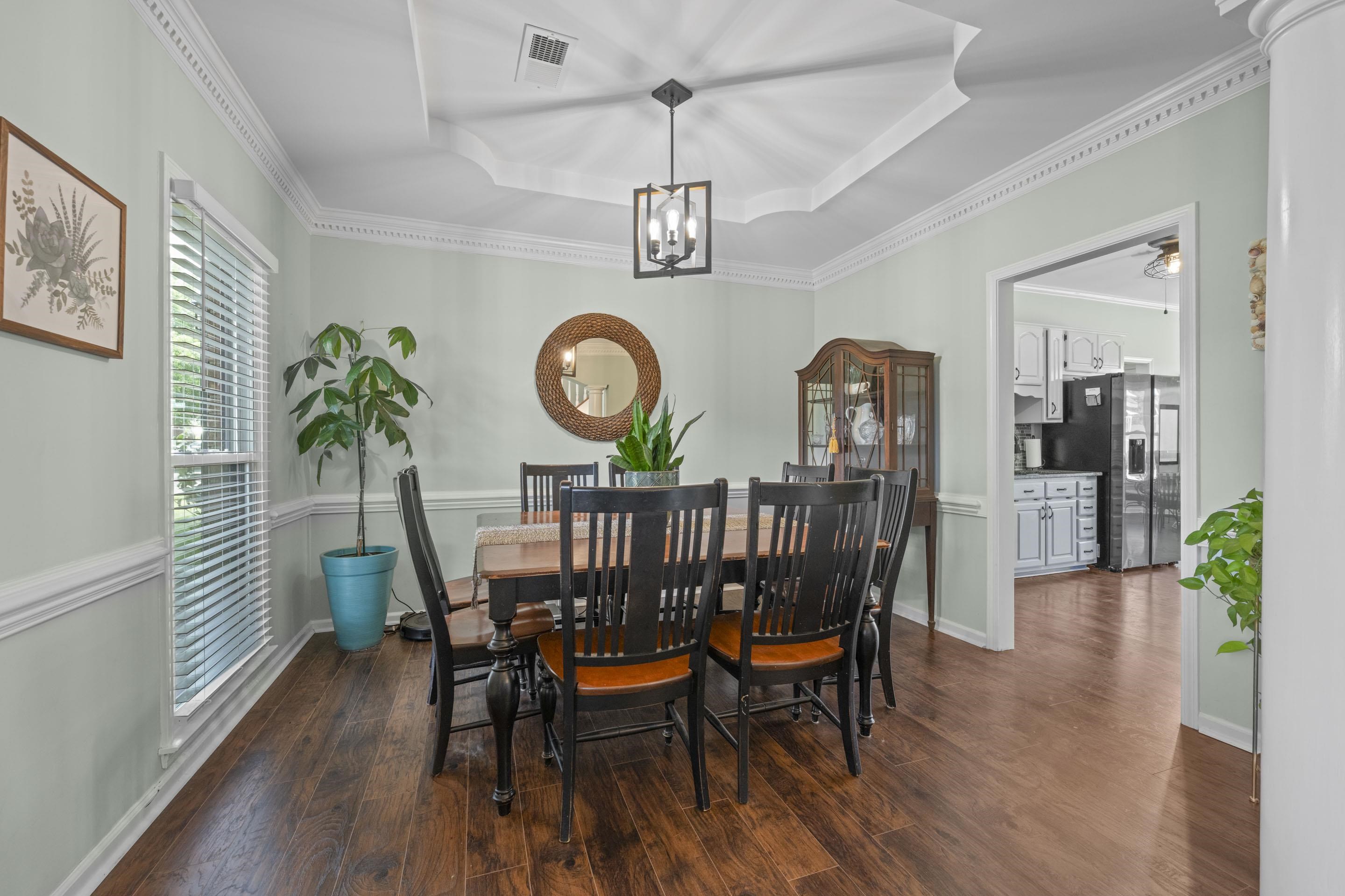 434 BOWLING BROOK DR