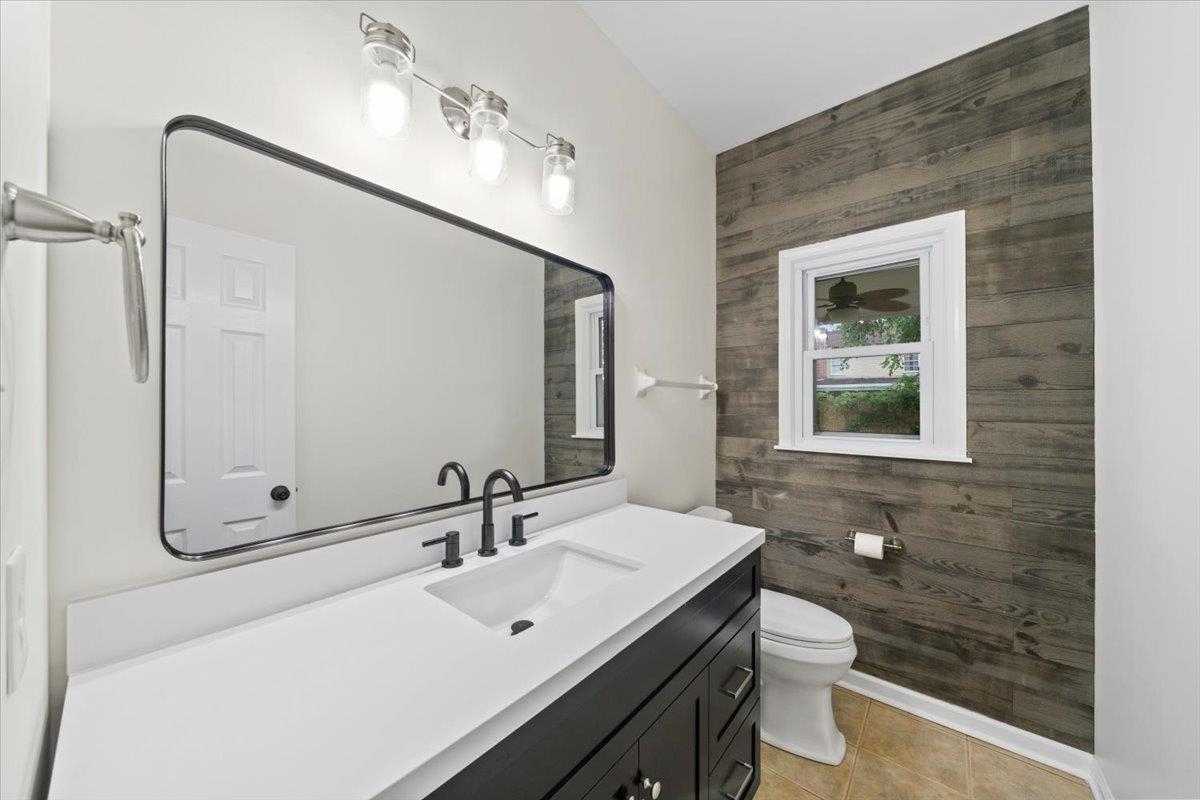 Collierville, Tennessee 38017, United States, 4 Bedrooms Bedrooms, ,3 BathroomsBathrooms,Residential,Active,176022