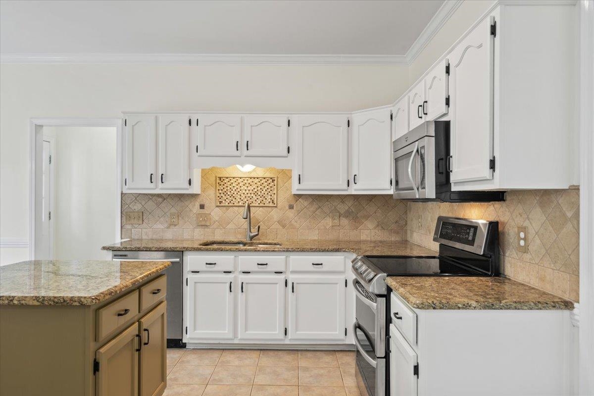 Collierville, Tennessee 38017, United States, 4 Bedrooms Bedrooms, ,3 BathroomsBathrooms,Residential,Active,176022