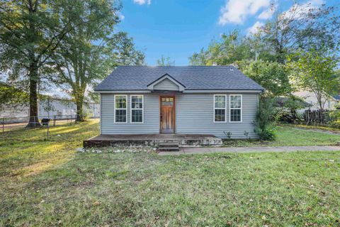 Photo of 103 N BOND AVE, Brownsville, TN 38012 (MLS # 10208662)