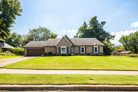Photo of 9433 WOODCUTTER LN, Lakeland, TN 38002 (MLS # 10230625)