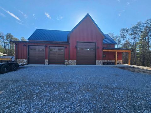 3173 HIGHLAND LN Crossville TN 38555