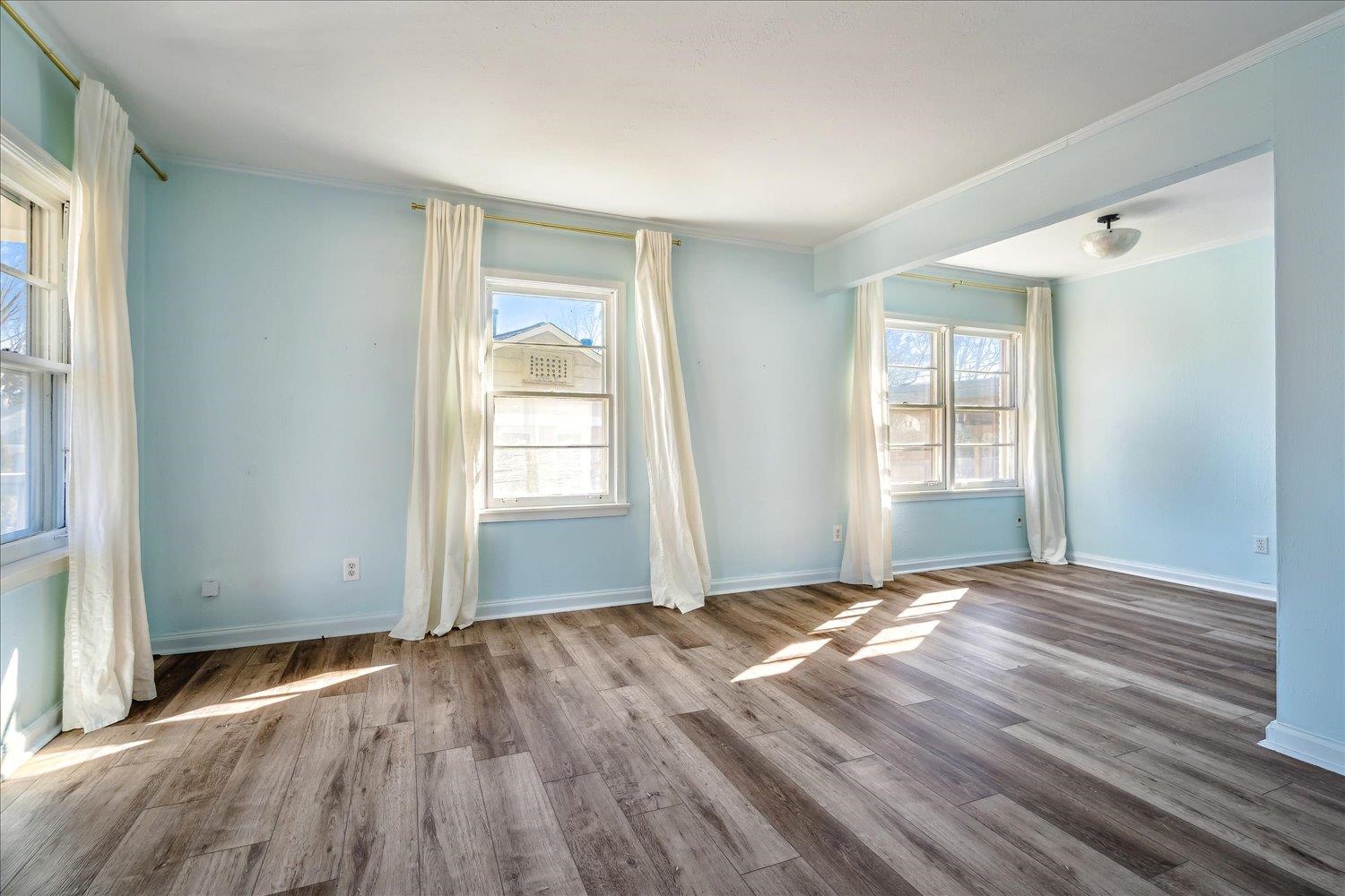 Memphis, Tennessee 38122, United States, 3 Bedrooms Bedrooms, ,1 BathroomBathrooms,Residential,Active,88710